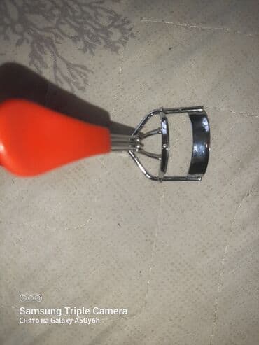 ten effekti: Kirpik bükücü - Material: metal gövdə, paslanmayan görünüşlü xrom — 2