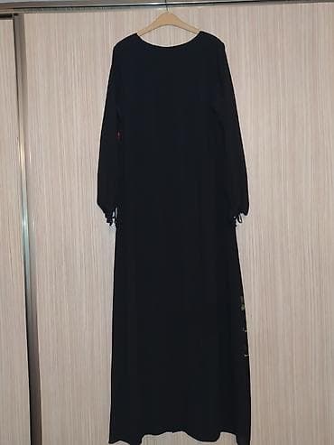 mirvari reng: Qara fonlu, qızılgül naxışlı uzun don - Rəng: qara, üzərində iri — 2