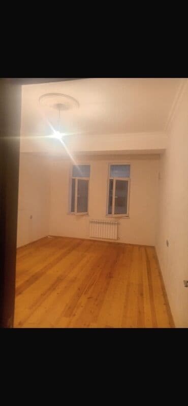 9 mkr 3 otaqli evler: Xırdalan, 2 otaqlı, Köhnə tikili, 65 kv. m — 2