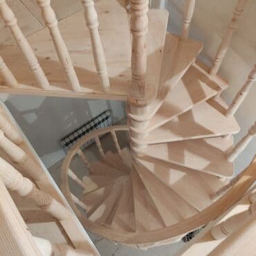 taxta məhəccər: Taxda pilləkan sifarişi — 6