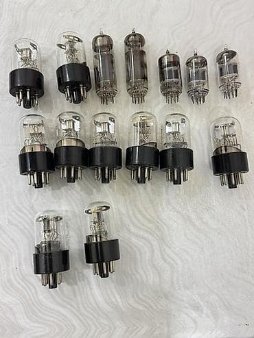 esensiya nədir: Məhsul: Elektron lampalar (radiolampa) dəsti Təsvir: - Çeşidli — 1