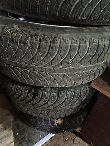 Колесо 185 / 65 / R 15, 5 Болтов — 4
