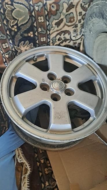 Aksesuarlar və tüninq: Toyota orijinal yüngül lehimli disk 2 dene qalib çati eyriliyi — 1