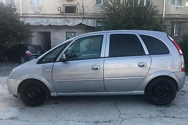 fort az: Opel Meriva, gümüşü rəng, kompakt miniven. Texniki və komplektasiya — 4