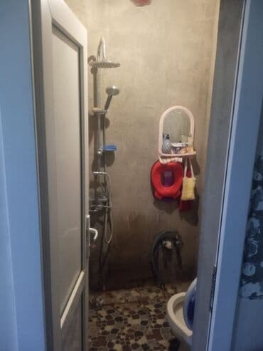 memar әcәmi 2: 2 otaqlı, 40 kv. m, Kredit yoxdur, Orta təmir — 3