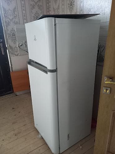 tv ucuz: Məişət texnikası paketi.soyuducu və televizor satılır. ikisidə 4 ay — 3