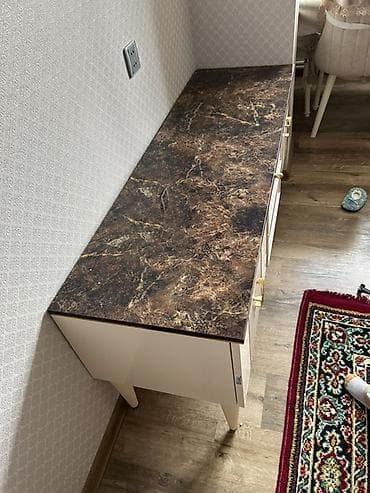 turk metbex mebelleri: Düz TV altlığı, Polkalı, Türkiyə — 8