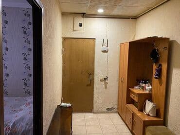 bine sovxoz: Yeni gunesli,d massiv,bina 13. Yeddinci mertebede kiraye ev verilir — 8