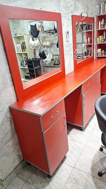 paltar rəfi: Gözəllik/saç salonu mebelləri və avadanlıqları dəsti - Vizaj və saç — 1