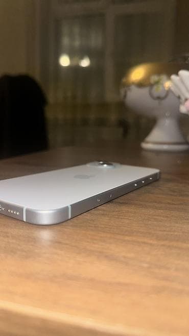 iphone se telefon: IPhone 15 Plus, Ağ, Face ID — 4