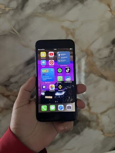 iphone ehtiyat hisseleri: IPhone 8 Plus, 256 GB, Jet Black, Face ID — 1