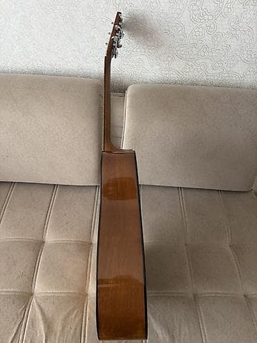 real gitara: Akustik gitara, Yamaha, 6 sim, İşlənmiş, Ünvandan götürmə — 4