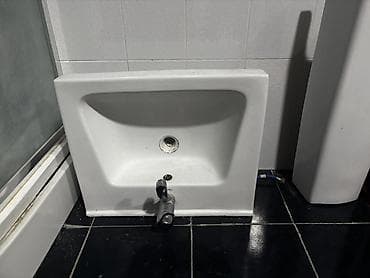 tulpan sekilleri: Təcili moydadır satılır!! Divar tipli əl-üz yuma lavabosu və piltə — 3