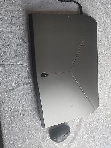 Elektronika: Alienware 17 R2 oyun noutbuku - Ekran: 17.3" geniş format, mat panel — 6