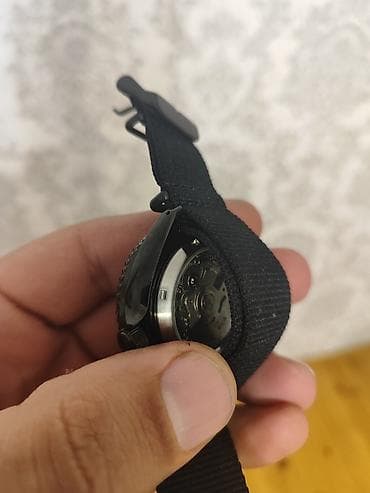 Личные вещи: Seiko 5 Sports avtomatik qol saatı - Mexanizm: Seiko avtomatik (özünü — 2