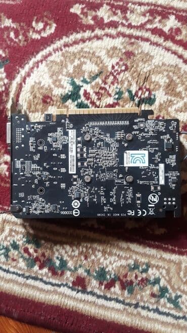 флешка для видеокамеры: GIGABYTE 1050 2gb qrafik kartı — 3