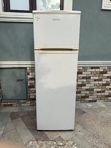 ev lazer: 2 qapılı Beko Soyuducu Satılır, rəng - Ağ — 1
