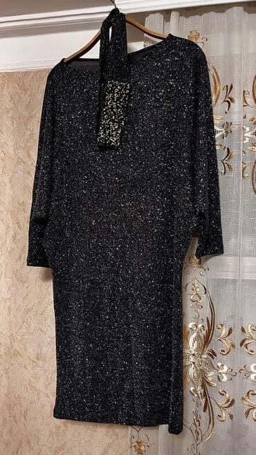 ana bala donları: Qadın geyimləri dəsti – 4 paltar 1) Qızılı-qara uzun ziyafət paltarı — 19