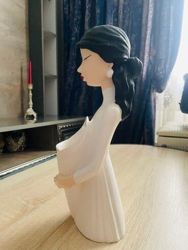 qiz polis sekilleri: Heç istifade olunmuyub, təp-təzədir. Qutusuda var — 1