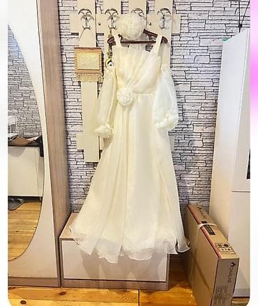 ziyafet donu: Ağ-şampan rəngində zərif qız uşağı paltarı - Model: uzun, axıcı — 1