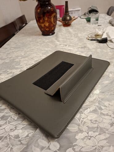 macbook m1 qiymeti: Apple MacBook Pro noutbuku Xüsusiyyətlər: - Korpus: gümüş rəngli — 9