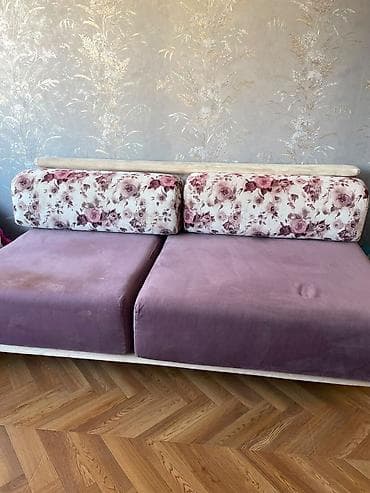 ✔️60 man(Xətai).
Divan. Təcili satılır.
Vpp Kod 754 
💠 GÜL E