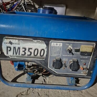 generator satiram: Mavi rəngli, portativ PM3500 generatoru, elektrik enerjisi təminatı — 1