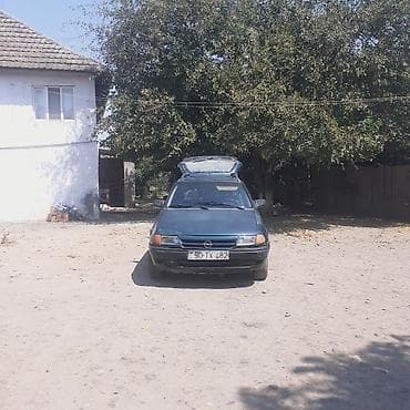chevrolet rezzo 1.6: Opel Astra F Caravan (universal kuzov) - Kuzov: 5 qapılı universal — 1