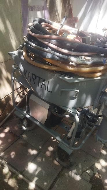 versace servis: Kartal marka suvaq/şpaklyovka nasosu və qarışdırıcı komplekti — 1