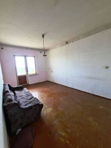 savalanda evler: Bakı, 3 otaqlı, Köhnə tikili, 70 kv. m — 1