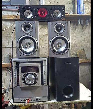Sony DVD ev kinoteatrı qəbuledicisi + 5.1 akustika dəsti Komplekt: -