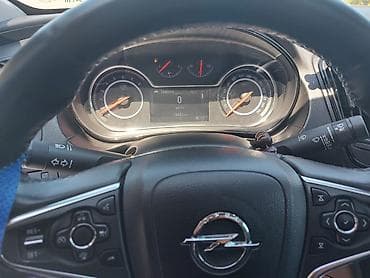 kia clarus 1998: Opel Insignia: 2 l | 2016 il 180000 km Sedan — 10