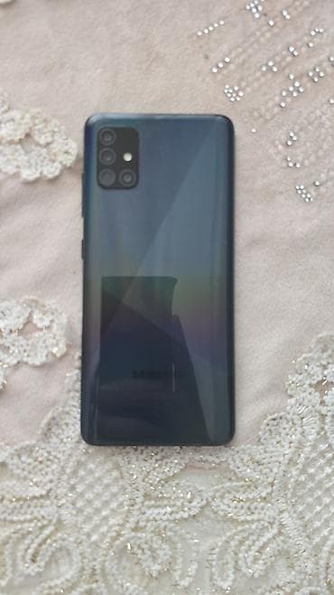 samsung s 10 lite: Samsung Galaxy A51, 64 GB, rəng - Gümüşü, İki sim kartlı — 2