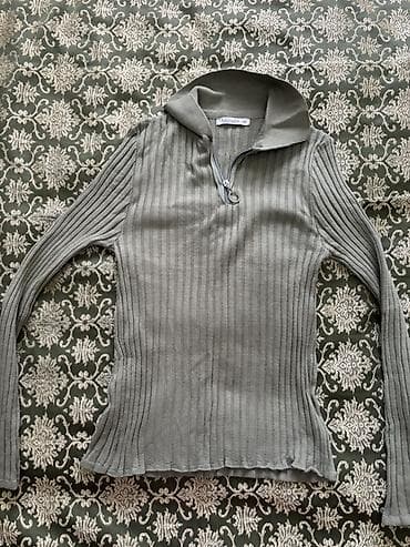 Baş geyimləri: Boz kofta ve qirmizi 3 azn digerleri 5 azn
Salvar 27 razmer 5 azn — 5