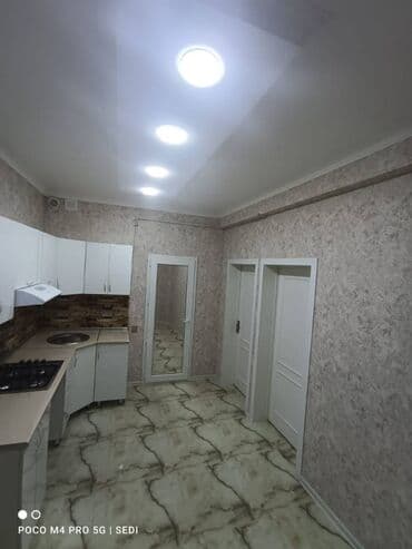 9 ci mikrorayon satilan evler: 2 otaqlı, Yeni tikili, 67 kv. m — 6