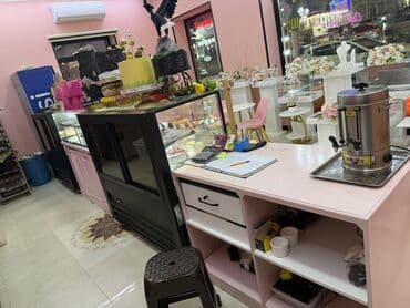 soyuducu təzə: Şirniyyat və tort mağazası vitrinləri ilə birlikdə Məhsul və xidmət — 3