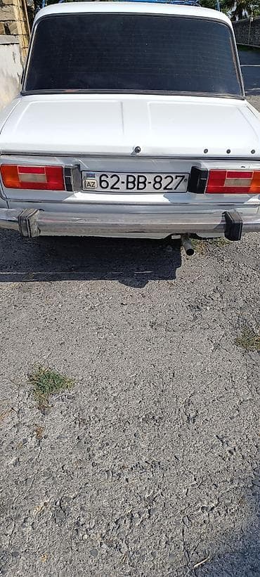 masin sat: VAZ 2106, ağ rəngli sedan. Xüsusiyyətlər: - 4 qapılı kuzov, klassik — 1