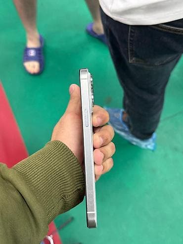 iphone 12 mini: IPhone 15 Pro Max, 256 GB, Ağ, Face ID — 2