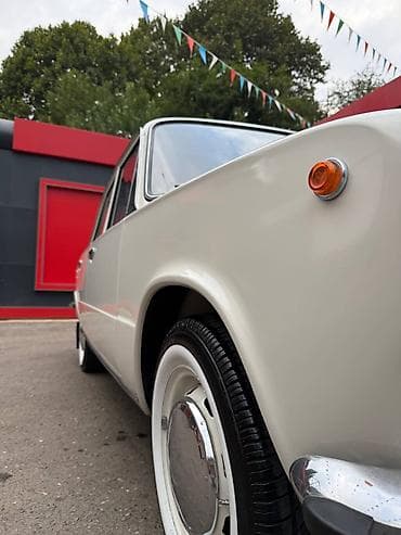 opel vektra b: Salam. Maşın zavoddur. İdeal vəziyyətdədir. Lazım olan yerləri — 5