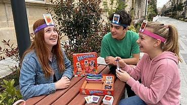 İdman və hobbi: Həyatınıza əyləncə qatacaq, gülüş və həyəcan dolu "Hedbanz" (Başına — 2