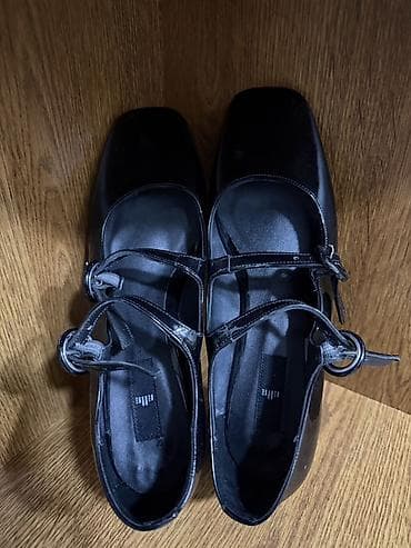 elle ayaqqabi: Qadın ayaqqabısı – qara lak örtüklü Mary Jane üslubu - Rəng: klassik — 3