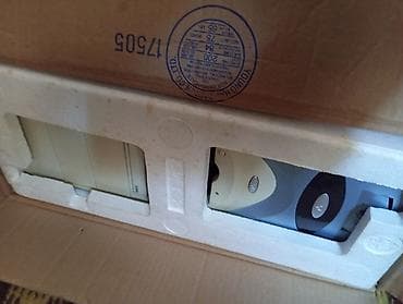 manitor kompyuter: Samsung SyncMaster 793DF CRT monitor və əlavə aksesuarlar - Model — 3