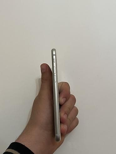 yeni iphone 5s: IPhone 8, 64 GB, Gümüşü, Barmaq izi — 2