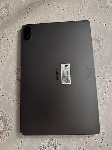 wacom tablet: Planşet Honor satılır, çox az işlənilib, səliqəlidir donması falan — 1