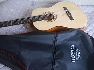 işlənmiş velosiped: Klassik akustik gitara dəsti - 4/4 ölçülü klassik akustik gitara — 4