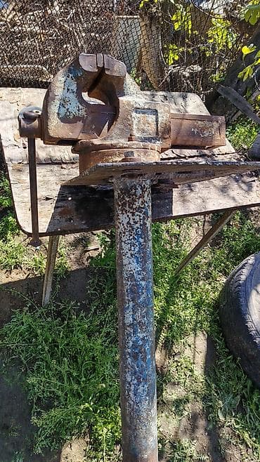 Məngənələr: Ağır tip dəzgah sıxacağı (müqəffəz) - Döküm gövdə, güclü konstruksiya — 2