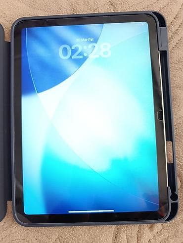 Apple iPad: Б/у Apple iPad 10 (2022), 10,9", 64 ГБ, Самовывоз — 1