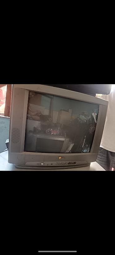 iphone 9 pro: Məhsul: Köhnə tip kineskop televizorları və TV şkafı Təsvir: - — 2