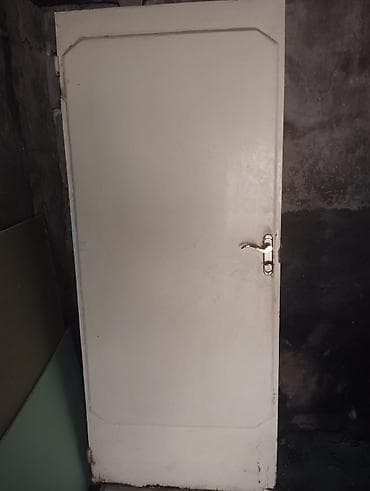 qapi taxda: Taxta qapılar dəsti - Material: massiv ağac - Modellər: 1) Firuzəyi — 2