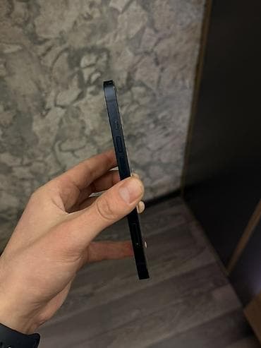 kontakt home iphone 12: IPhone 13, Qara — 3